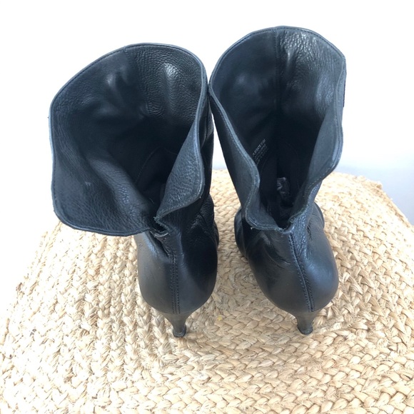 Steve Madden ankle booties - Picture 8 of 11